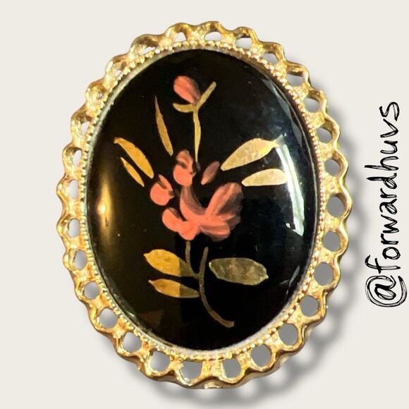 Vintage Hand-Painted Glass Brooch – Gold-Plated Frame – Convertible Pendant - Picture 1 of 7